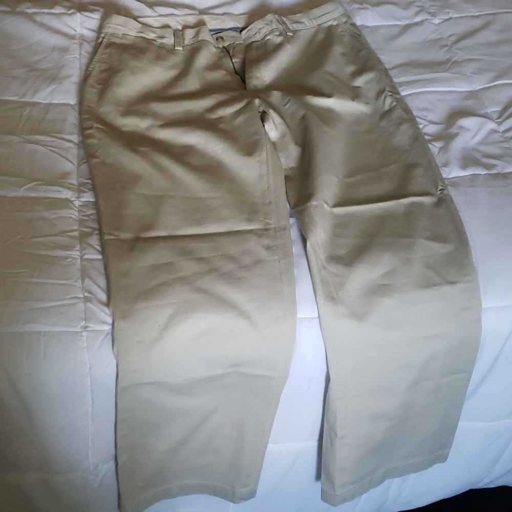 NWOT Polo Ralph Lauren Relaxed Fit Chinos
